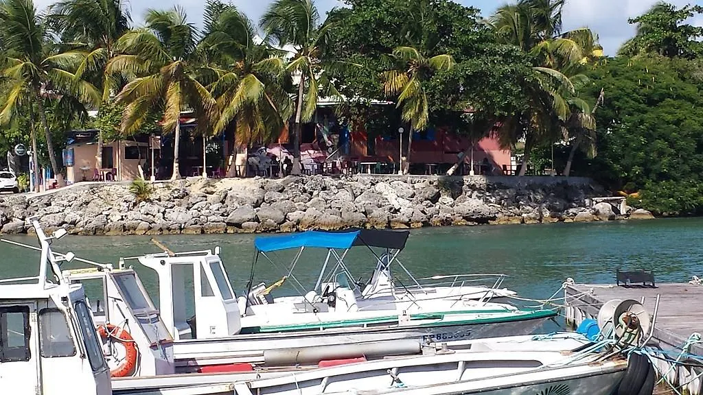Palm Beach Le Gosier  Le Gosier (Grande-Terre)